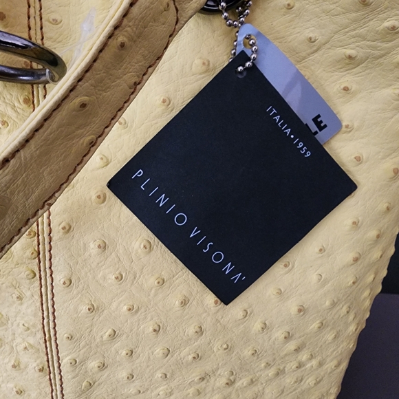 Elegant Ostrich Yellow  and Bamboo Handle Shoulder Bag. By Plinio Visona' - Picture 3 of 9
